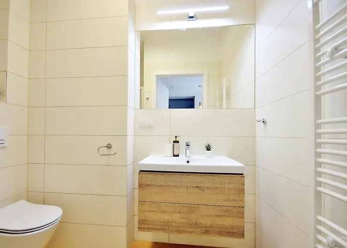 Kolo Brzegu Ze Strefa Relax & Fun By Onholiday Kolobřeh