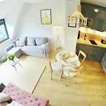 Ze Strefa Relax & Fun By Onholiday Ulica Lwowska 12 *
